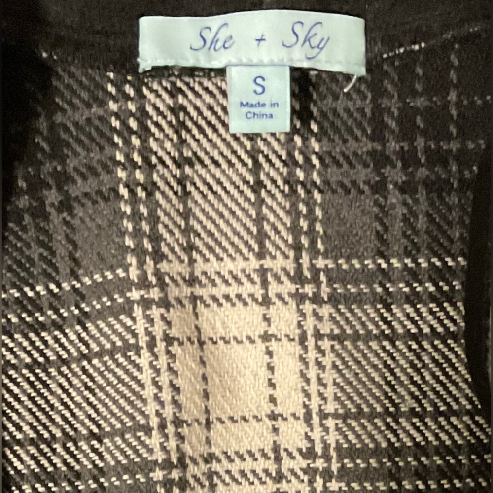 She + Sky Awesome Oversized Black and White Plaid Sweater NWOT - Picture 5 of 6